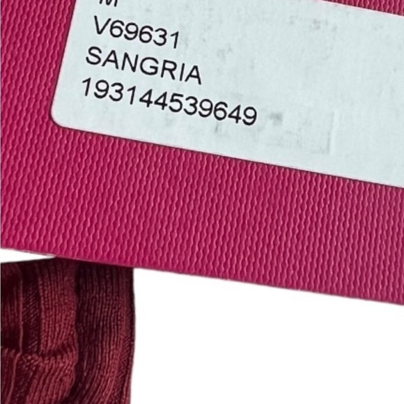 Vince Camuto Ring-accent Rib Knit Jersey Bikini Bottom in Sangria Size Medium - Picture 2 of 12